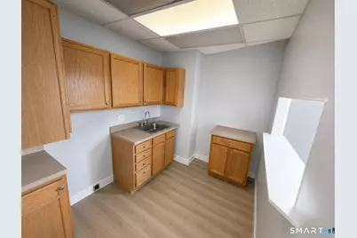 20 South Elm Street #103, Waterbury, CT 06706 - Photo 8