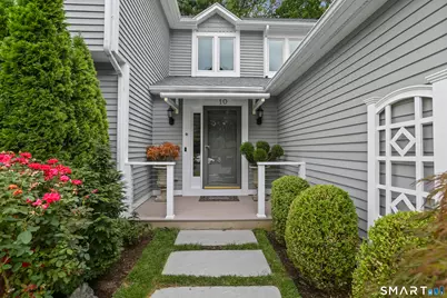 10 Cannon Brook Lane #10, Norwalk, CT 06851 - Photo 2