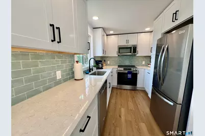 18 Brown Street, Guilford, CT 06437 - Photo 8