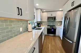 18 Brown St, Guilford, CT 06437 - Photo 8