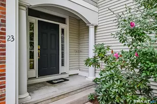 23 Park Pl Cir, West Hartford, CT 06110 - Photo 2