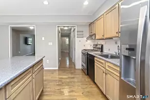 25 Greenwich Way, Milford, CT 06460 - Photo 12