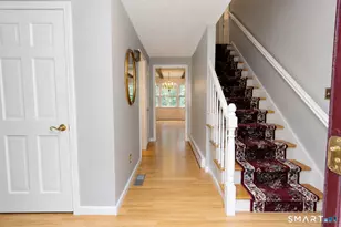 35 Briar Hill Rd, Avon, CT 06001 - Photo 2
