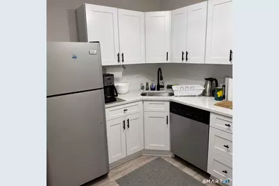 131 Milford St Extension #B5, Plainville, CT 06062 - Photo 4
