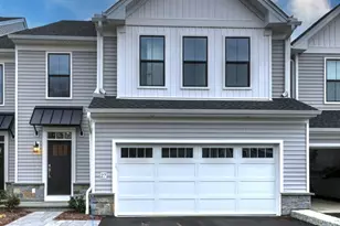 27 Heritage Ln, Woodbridge, CT 06525 - Photo 18