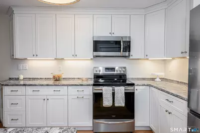 49 Rose Street #208, Branford, CT 06405 - Photo 6