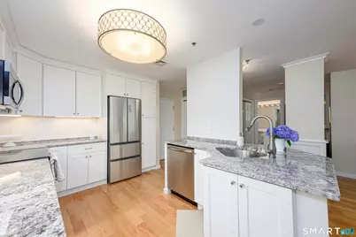 49 Rose Street #208, Branford, CT 06405 - Photo 4