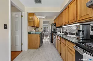 43 Highland Rd, Stamford, CT 06902 - Photo 8
