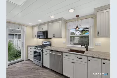 28 Whitecap Road, East Lyme, CT 06357 - Photo 6