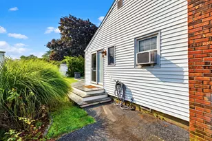 28 Whitecap Rd, East Lyme, CT 06357 - Photo 30