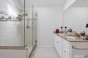 44 River Hill Dr, Stamford, CT 06902 - Photo 12
