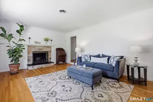 44 River Hill Dr, Stamford, CT 06902 - Photo 2