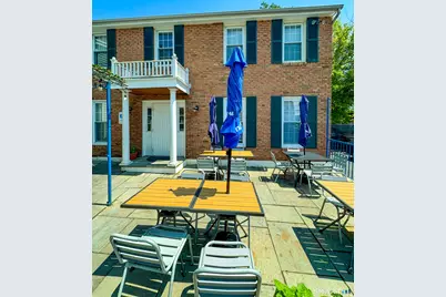 104 Rowayton Avenue #Rear Bldg Unit 1, Norwalk, CT 06835 - Photo 2
