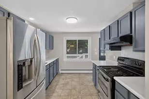 161 Broad St, Groton, CT 06340 - Photo 6