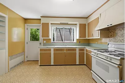 6 Taylor Road, Bethel, CT 06801 - Photo 12