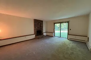 33 Lochview Dr, Windsor, CT 06095 - Photo 4
