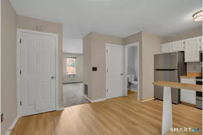 205 Oakland Street #B, Manchester, CT 06042 - Photo 10