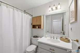 1 Valley Rd, Stamford, CT 06902 - Photo 24