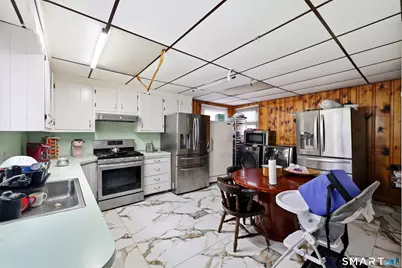 2038 Stanley Street, New Britain, CT 06053 - Photo 10