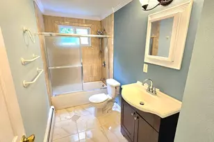 1 Jaybee Dr, Bloomfield, CT 06002 - Photo 12