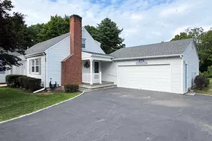 32 King St, Old Saybrook, CT 06475 - Photo 1