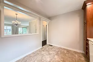 690 Forest Rd, West Haven, CT 06516 - Photo 10
