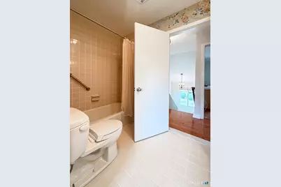690 Forest Road #552, West Haven, CT 06516 - Photo 18