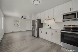 27 Joliet Ct, Groton, CT 06340 - Photo 8