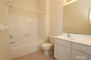 107 Sienna Dr, Danbury, CT 06810 - Photo 10