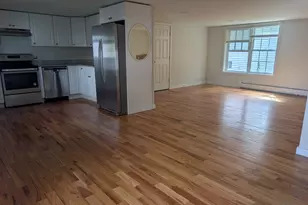 9 Center St, Canton, CT 06019 - Photo 4