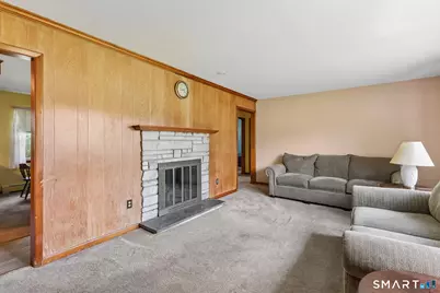 31 Jeanette Road, Danbury, CT 06811 - Photo 4
