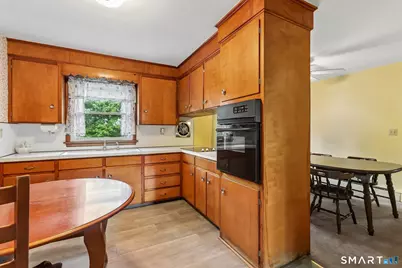 31 Jeanette Road, Danbury, CT 06811 - Photo 16