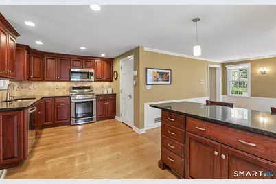 20 Ridge Road, Danbury, CT 06810 - Photo 8