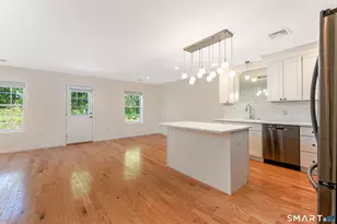 19 Gillette Way, Bristol, CT 06010 - Photo 8