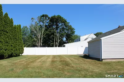 76 Woodmont Road, West Haven, CT 06516 - Photo 32