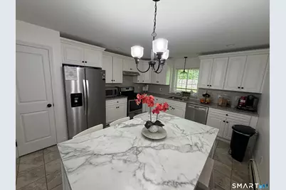 57 Lounsbury Street, Naugatuck, CT 06770 - Photo 8