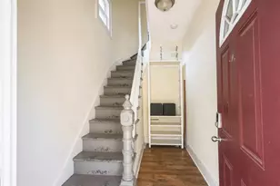 26 Compton St, New Haven, CT 06511 - Photo 2