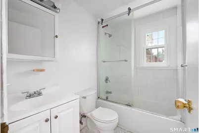1084 East Main Street #1, Stamford, CT 06902 - Photo 18