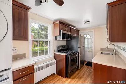 1084 East Main Street #1, Stamford, CT 06902 - Photo 10