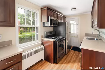 1084 East Main Street #1, Stamford, CT 06902 - Photo 12