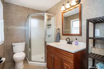36 Cortland Street, West Hartford, CT 06110 - Photo 20