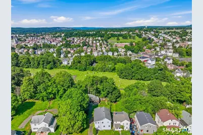 136 Sexton Street, New Britain, CT 06051 - Photo 1