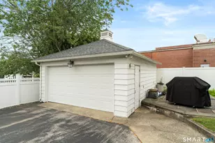 32 East Main St, Stonington, CT 06355 - Photo 10