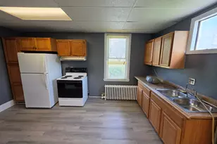 60 Waterville St, Waterbury, CT 06710 - Photo 8