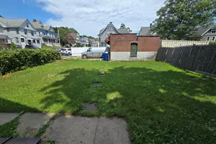 60 Waterville St, Waterbury, CT 06710 - Photo 2