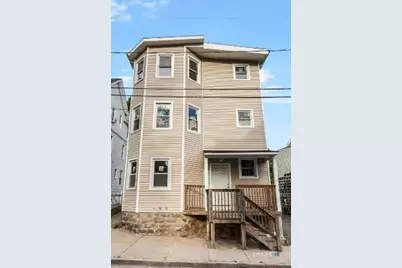 16 Vermont 1st Floor Street #1, Waterbury, CT 06704 - Photo 1