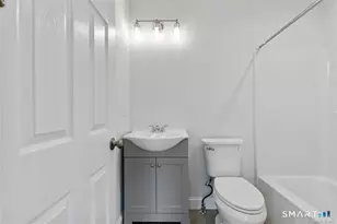 1091 Whalley Ave, New Haven, CT 06515 - Photo 10