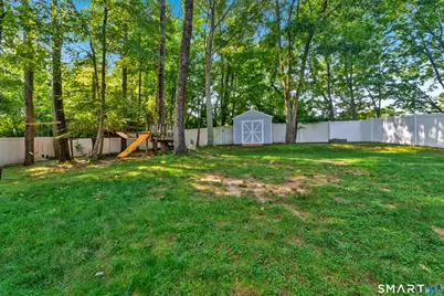 197 Breezy Knolls, Groton, CT 06355 - Photo 32