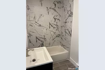16 Vermont 2nd Floor Street #2, Waterbury, CT 06704 - Photo 14