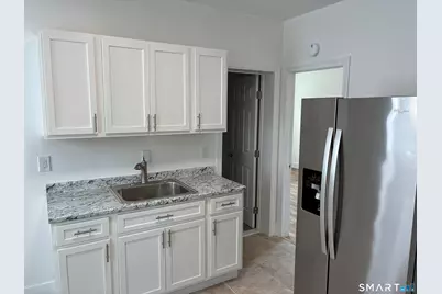 16 Vermont 2nd Floor Street #2, Waterbury, CT 06704 - Photo 16